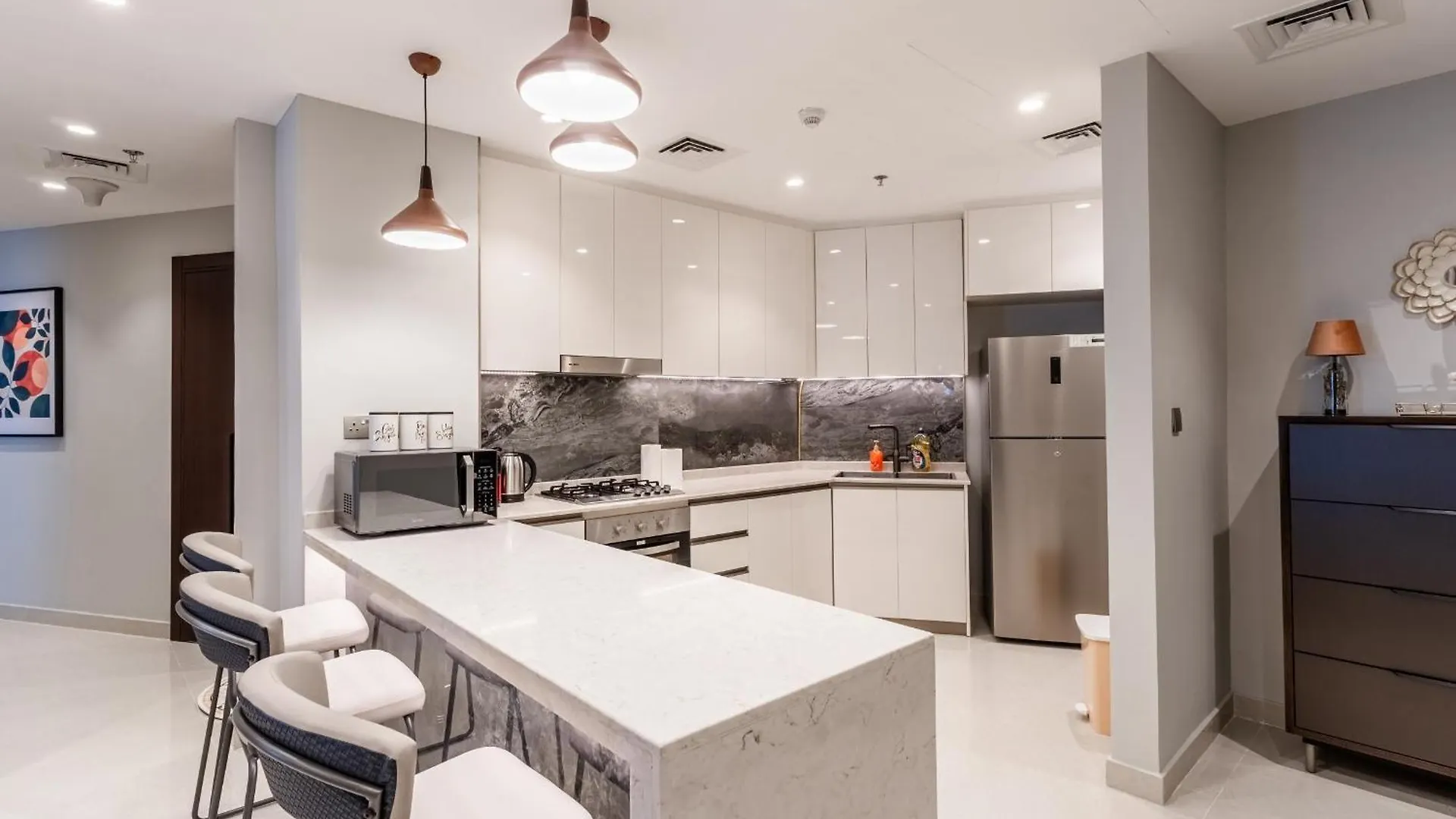 Luxury Brand-New 2Br In Nobles Tower - Business Bay - Exclusive Amenities, Managed By Think Realty Apartment Dubai