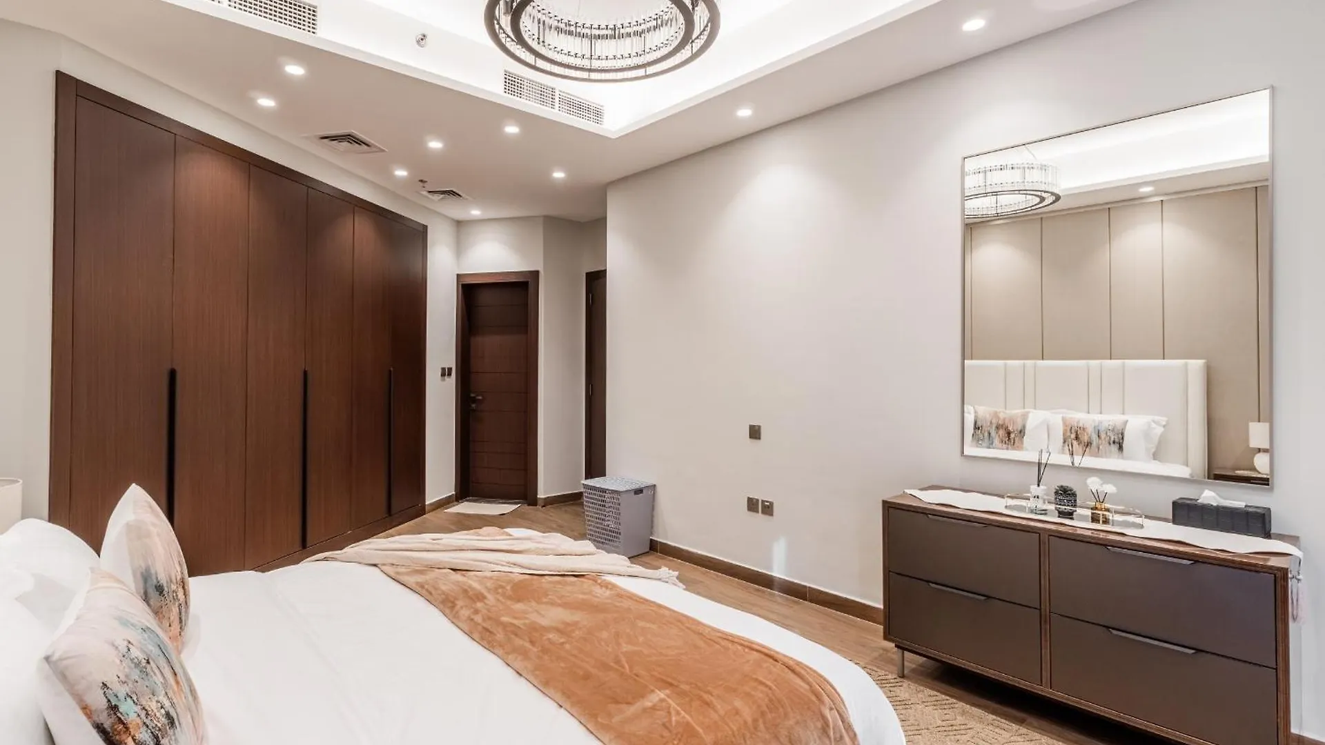 Luxury Brand-New 2Br In Nobles Tower - Business Bay - Exclusive Amenities, Managed By Think Realty Apartment Dubai United Arab Emirates